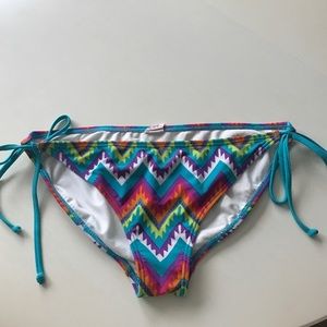 Multicolor bathing suit bottoms